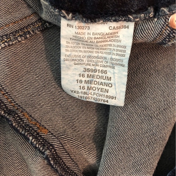 Lee Slim Fit Sculpting Mid Rise Sz 16 Denim Bermuda Shorts Pull On - Picture 4 of 4